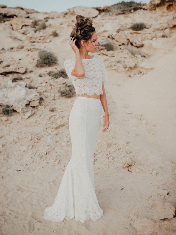 Vestidos de novia de encaje de manga corta y corte sirena de dos piezas para playa